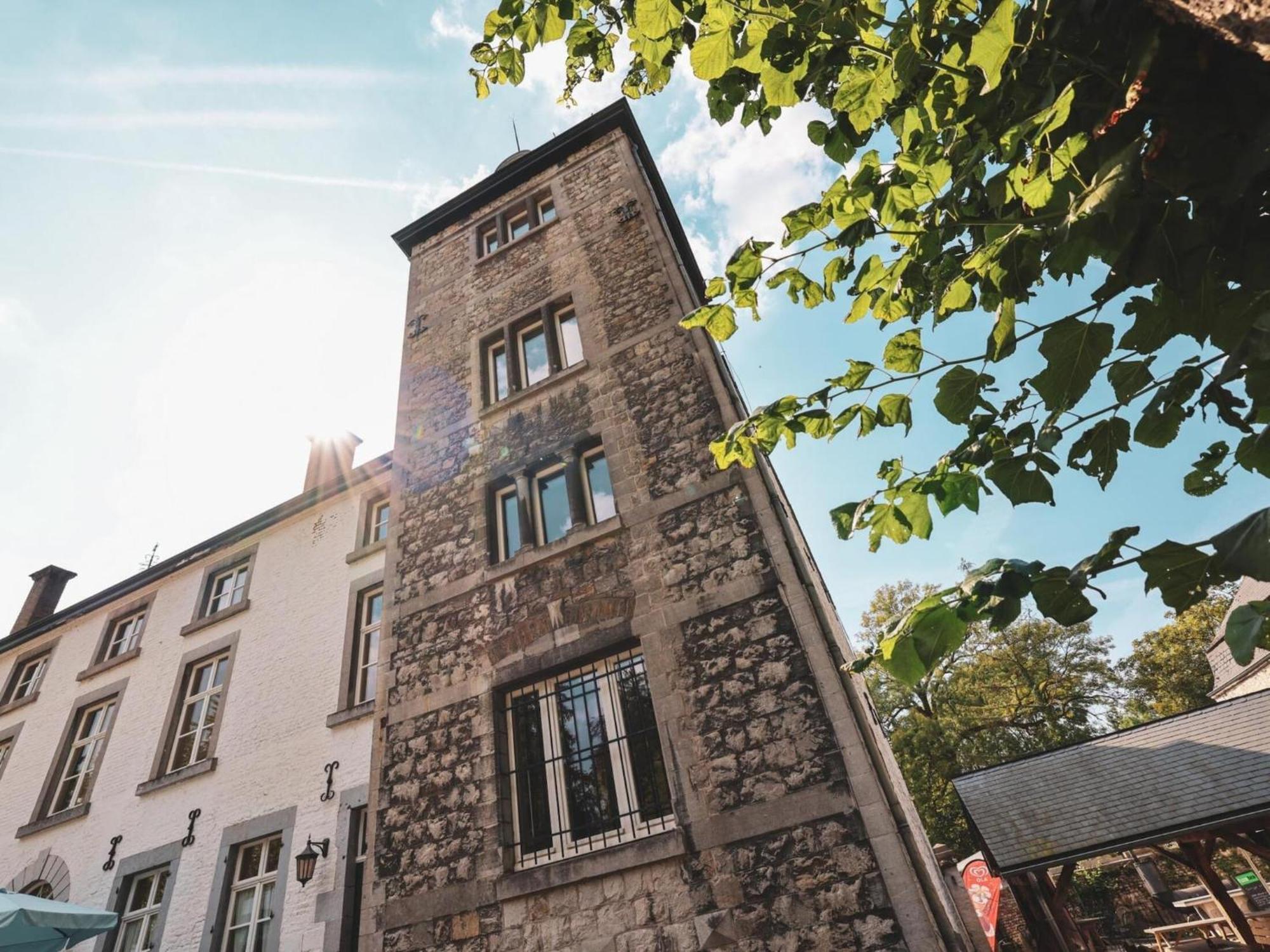 Elegant Apartment In Aywaille Near Forest Buitenkant foto