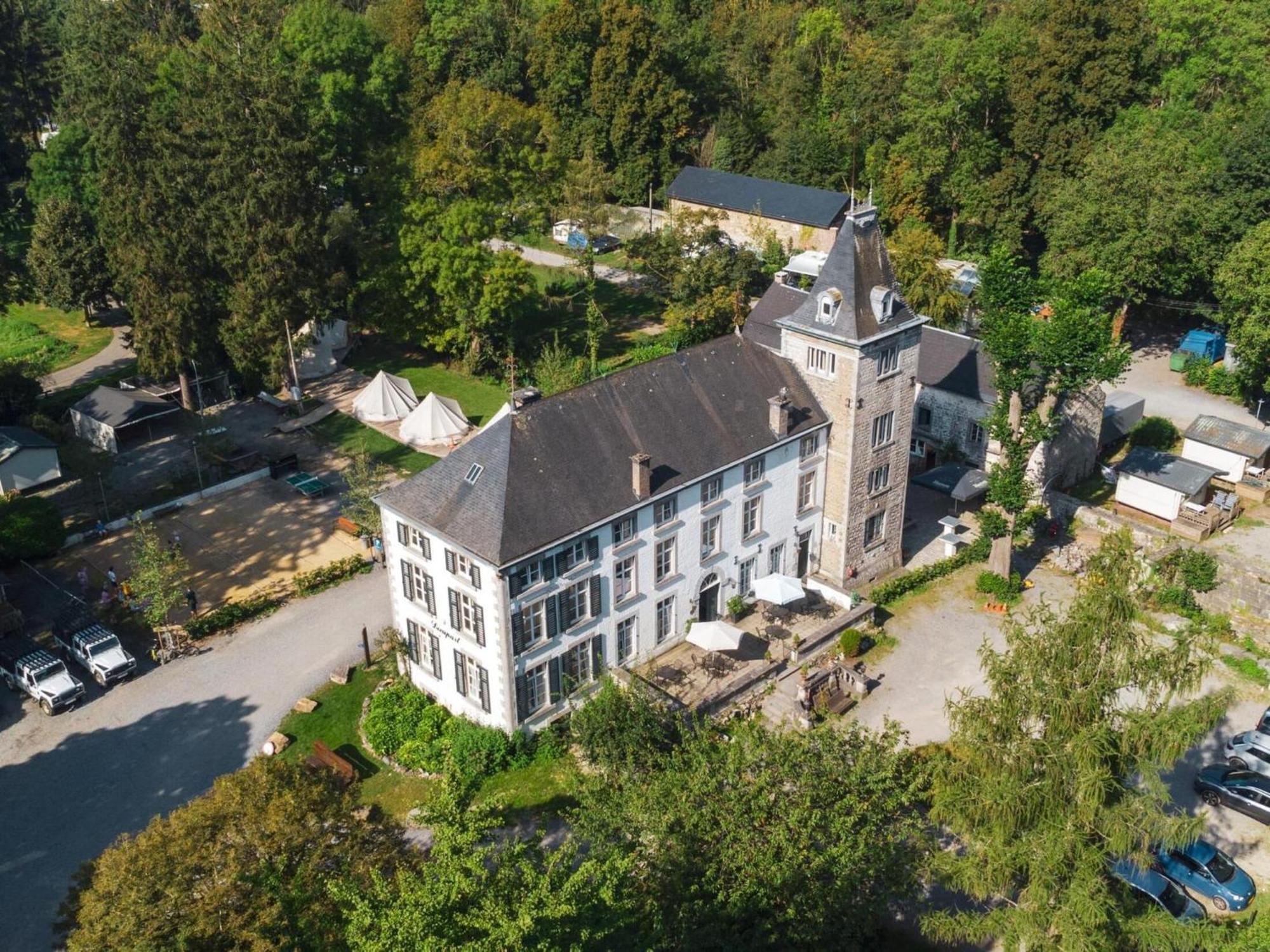 Elegant Apartment In Aywaille Near Forest Buitenkant foto